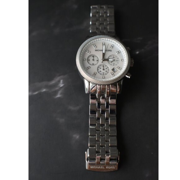 Michael Kors Women’s Chronograph Mother of Pearl Dial Stainless Steel Time Piece - Picture 10 of 16